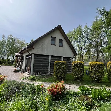 Dom Miedzy Jeziorami *